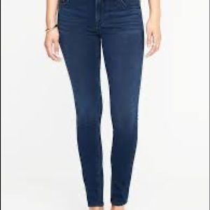 Old Navy Rockstar 24/7 Skinny Jeans Size 6P